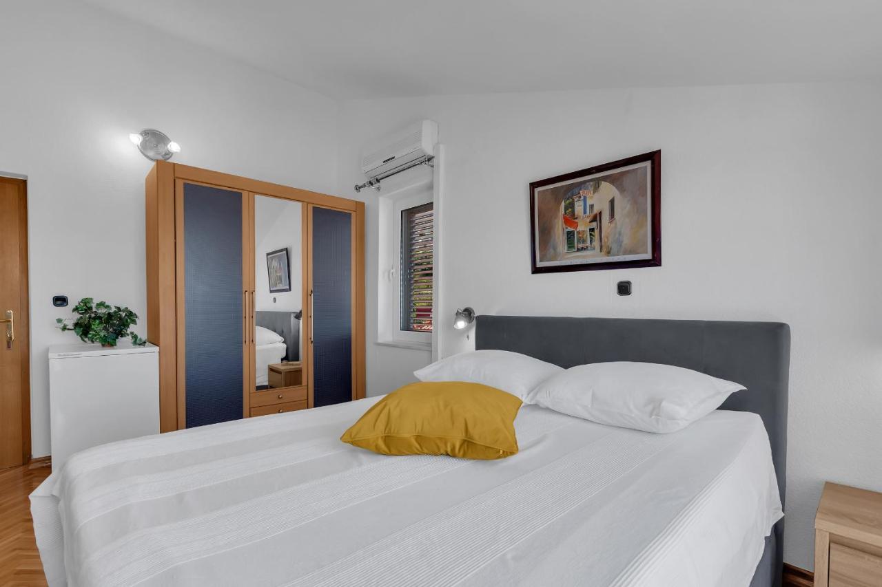 Guest House Lazeta Duce Exterior photo