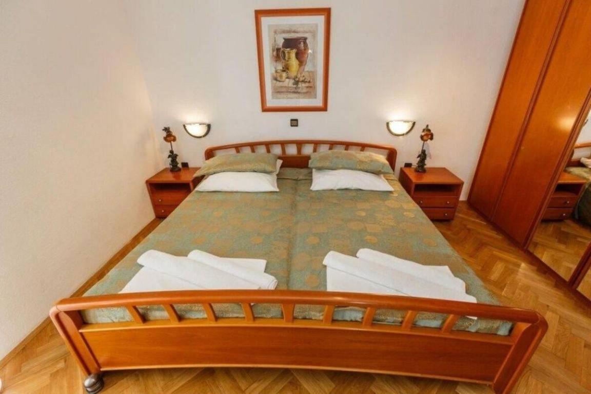 Guest House Lazeta Duce Exterior photo